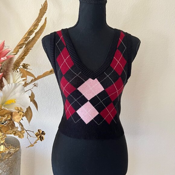 Cropped Argyle Knit Deep V-Neck Thick Sweater Vest Black Red Pink XS - Picture 1 of 6